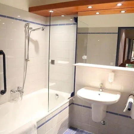 City-ost Otel 3*